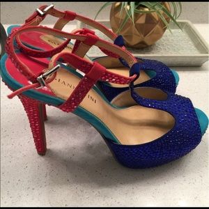 *In Search Of* Gianni Bini Rhinestone Size 10